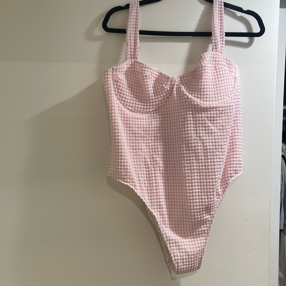 Brand NWT Abercrombie Bathing Suit